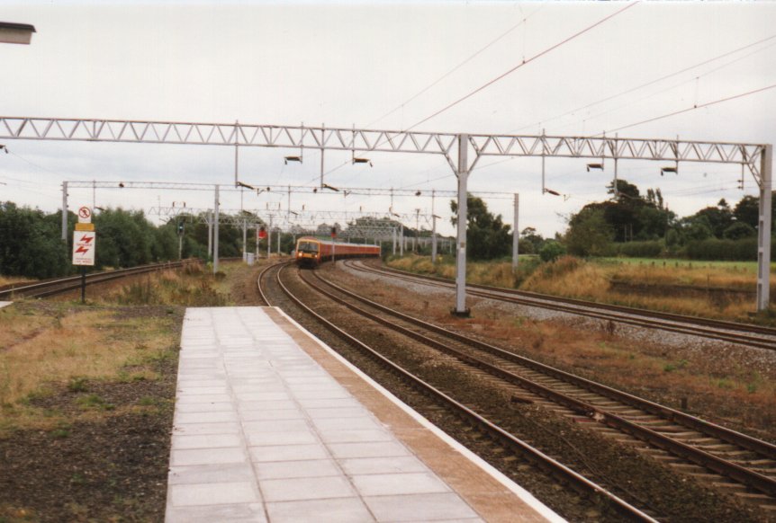 325009 in Royal Mail Livery at Norton Bridge.